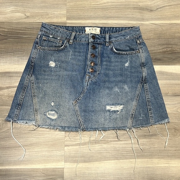 We the free blue denim skirt size 29 - Picture 2 of 7